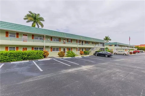 200 Valley Stream Dr #3R, Naples, FL 34113 photo 26
