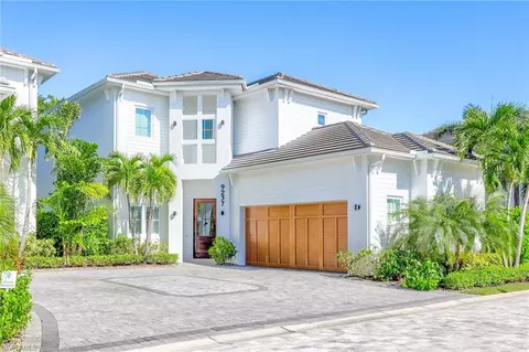 9237 Mercato Way, Naples, FL 34108