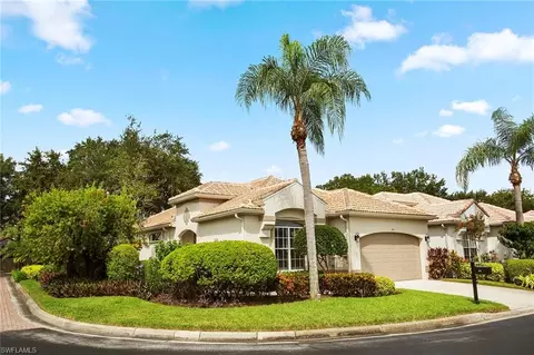 164 Vista Ln, Naples, FL 34119