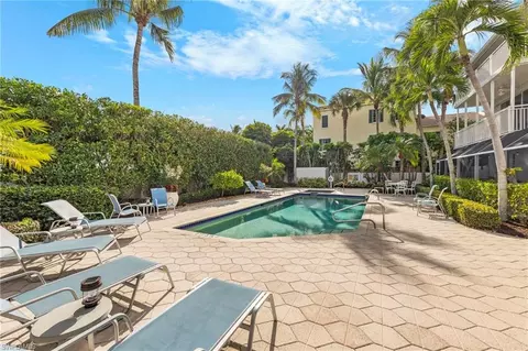 741 3rd St S #5, Naples, FL 34102 photo 37