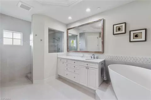741 3rd St S #5, Naples, FL 34102 photo 24