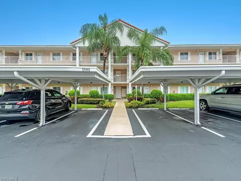 5980 Amherst Dr #D104, Naples, FL 34112