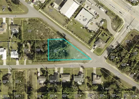 5016 Lee St, Lehigh Acres, FL 33971
