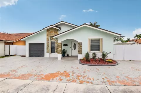 1101 NW 128th Pl, Miami, FL 33182