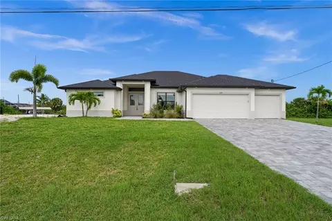 2314 NW 38th Pl, Cape Coral, FL 33993