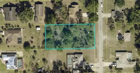 313 Roosevelt Ave, Lehigh Acres, FL 33936