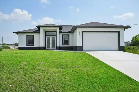 3819 22nd St W, Lehigh Acres, FL 33971