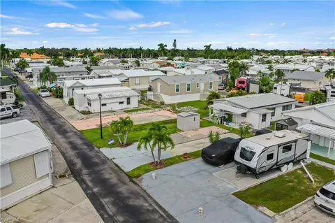 11600 Ariana Dr, Fort Myers, FL 33908