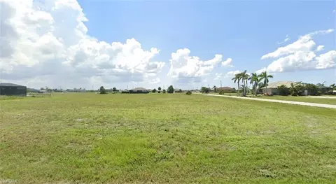 4212 NW 39th St, Cape Coral, FL 33993