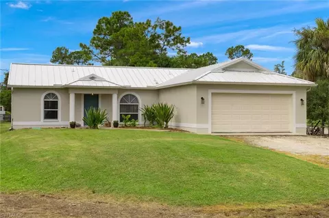 540 22nd Ave NE, Naples, FL 34120