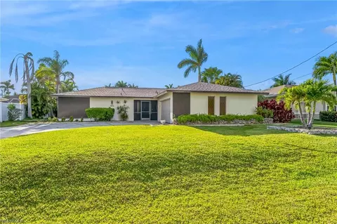 3502 SE 22nd Pl, Cape Coral, FL 33904