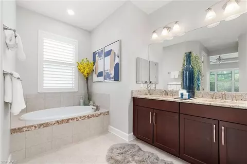 1678 Serrano Cir, Naples, FL 34105 photo 28