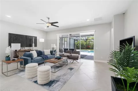 1678 Serrano Cir, Naples, FL 34105 photo 16