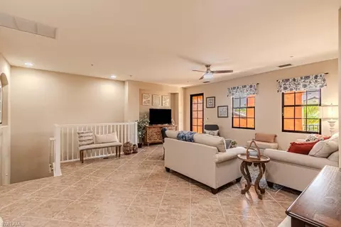 9026 Alturas Ln #34-4, Naples, FL 34113