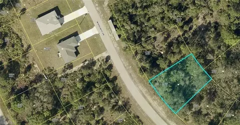 730 Woodcrest Dr, Lehigh Acres, FL 33972