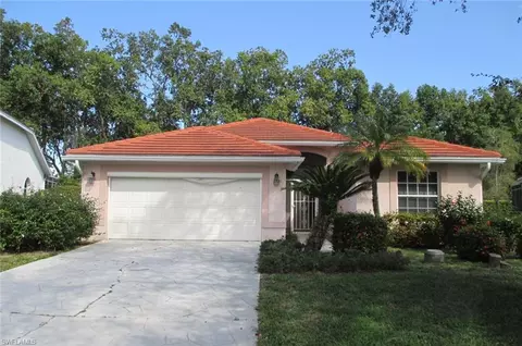 8921 Springwood Ct, Bonita Springs, FL 34135
