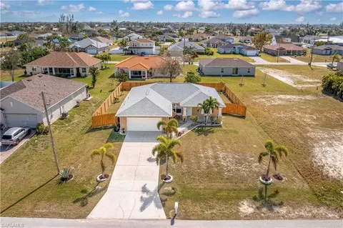 1916 NW 15th Ter, Cape Coral, FL 33993