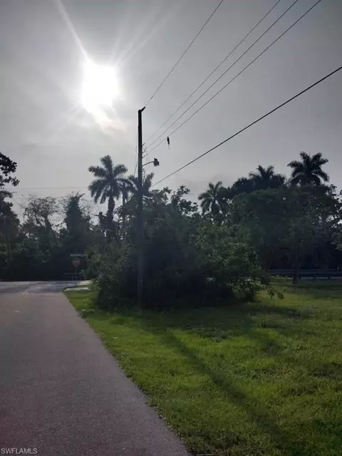 3564 Patrick Ave, Fort Myers, FL 33916