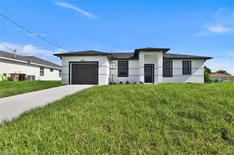 2500 27th St W, Lehigh Acres, FL 33971
