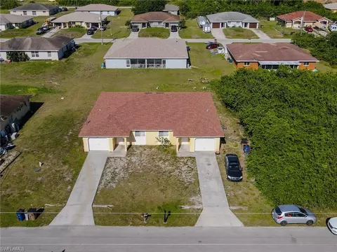 724-726 Homer Ave S, Lehigh Acres, FL 33973