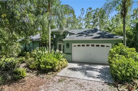 3820 8th Ave NE, Naples, FL 34120