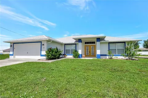 304 NW 12th Pl, Cape Coral, FL 33993