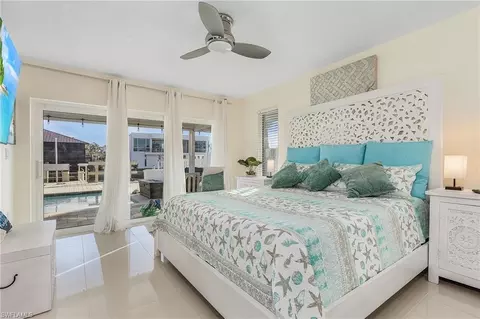 Bedroom - 402 Germain Ave, Naples, FL 34108 photo 4 of 6