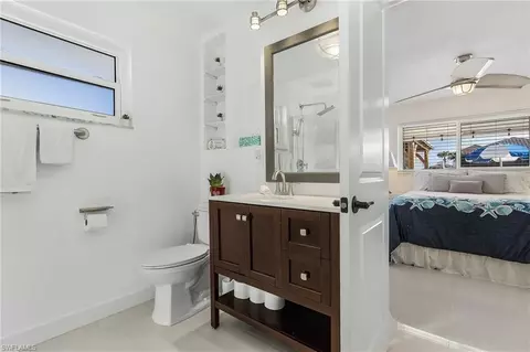 Bath - 402 Germain Ave, Naples, FL 34108 photo 4 of 4