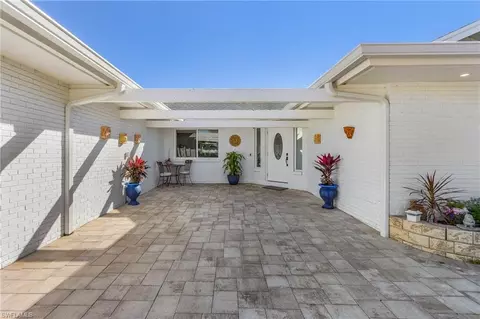 Exterior - 402 Germain Ave, Naples, FL 34108 photo 5 of 13