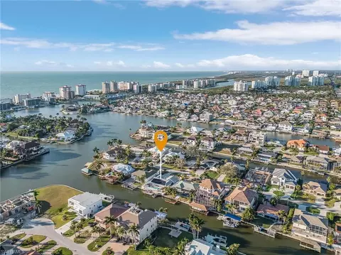 View/Area - 402 Germain Ave, Naples, FL 34108 photo 1 of 5
