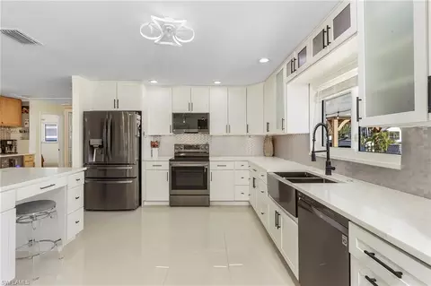 Kitchen - 402 Germain Ave, Naples, FL 34108 photo 3 of 3