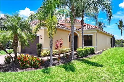 3583 Beaufort Ct, Naples, FL 34119