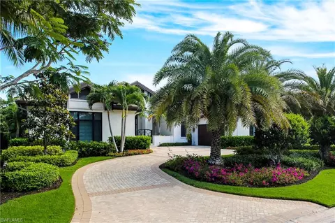595 Regatta Rd, Naples, FL 34103