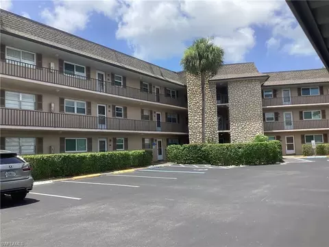 5435 Rattlesnake Hammock Rd #E-306, Naples, FL 34113