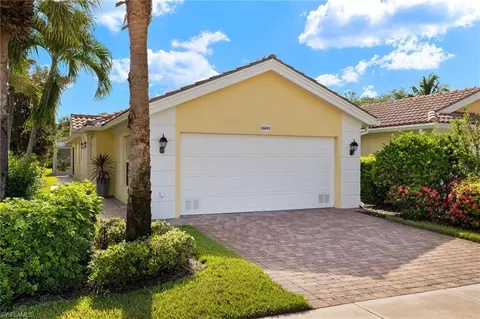 28895 Vermillion Ln, Bonita Springs, FL 34135