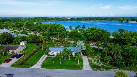 4340 Normandy Dr, Naples, FL 34112 photo 27