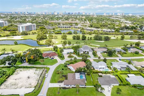 View/Area - 289 Burning Tree Dr, Naples, FL 34105 photo 2 of 2