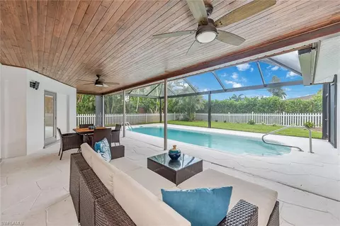 Exterior - 289 Burning Tree Dr, Naples, FL 34105 photo 1 of 3