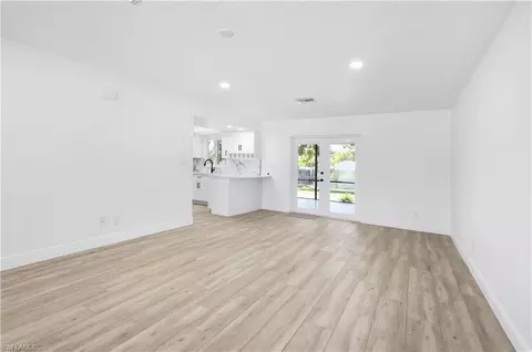 5345 Broward St, Naples, FL 34113 photo 12