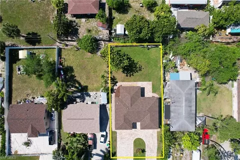 5345 Broward St, Naples, FL 34113 photo 7