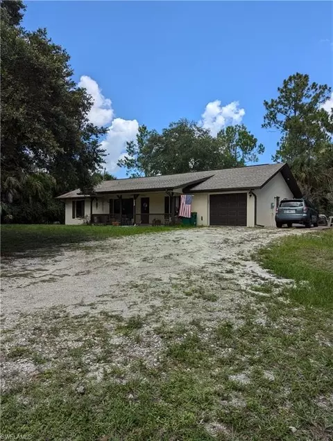 441 20th Ave NE, Naples, FL 34120