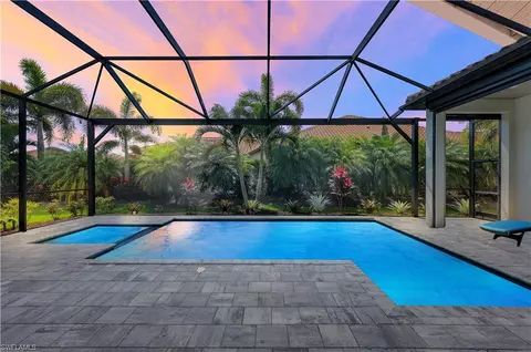 8663 Amour Ct, Naples, FL 34119