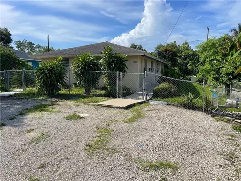 Exterior - 5270 Texas Ave, Naples, FL 34113 photo 2 of 2
