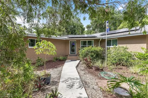 6165 Copper Leaf Ln, Naples, FL 34116