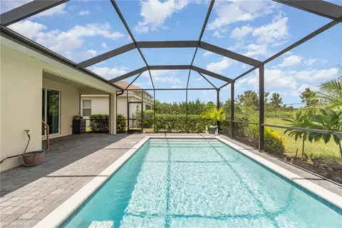 2276 Dancy St, Naples, FL 34120