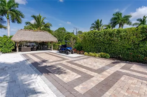 13367 Snook Cir, Naples, FL 34114 photo 4