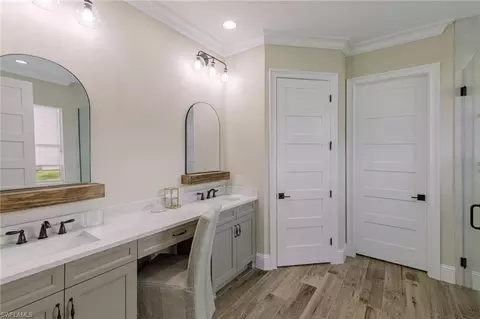 Bath - 6332 Indies Ave, Naples, FL 34113 photo 1 of 4