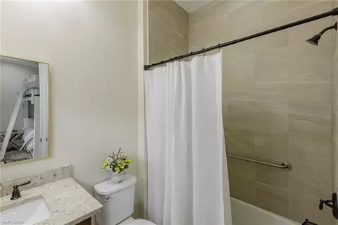 Bath - 6332 Indies Ave, Naples, FL 34113 photo 4 of 4