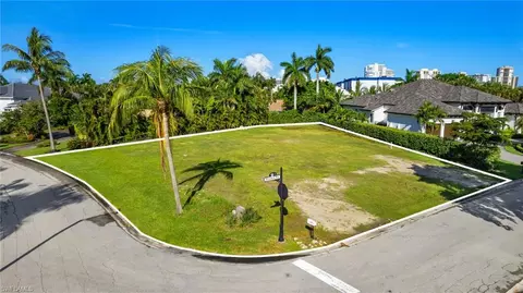 4103 Willowhead Way, Naples, FL 34103 photo 5
