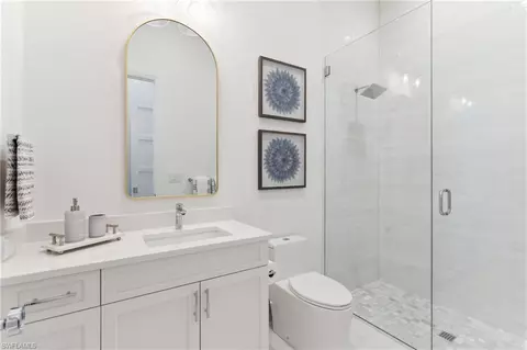 Bath - 592 Pine Grove Ln, Naples, FL 34103 photo 5 of 6